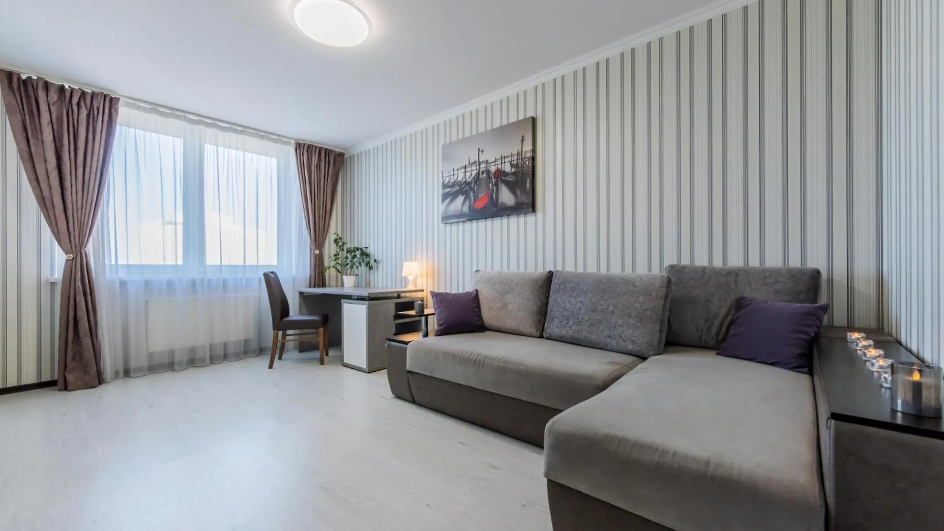 1-К Люкс В 2 Мин Від М Чернігівська Apartment Kyiv